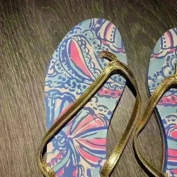 Lilly Pulitzer for Target | My Fans Flip Flops - Picture 3 of 7